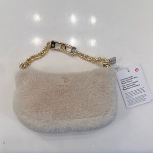 NWT- Lululemon City Essentials Nano Shoulder Bag Plush Fleece